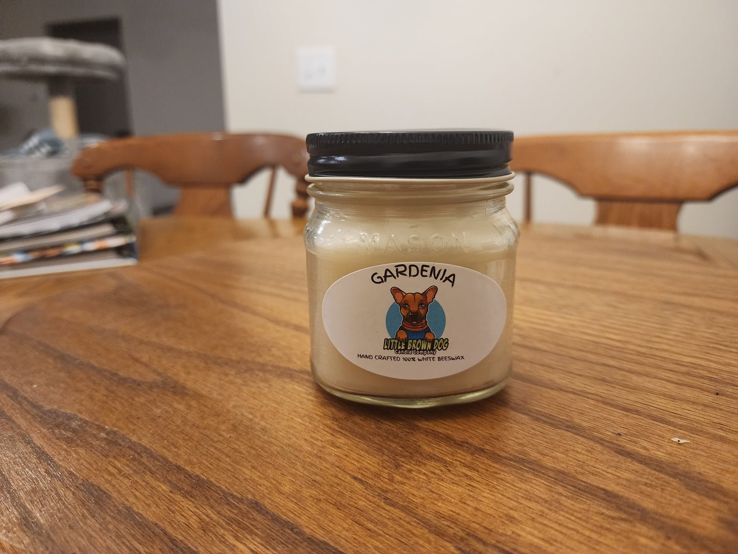 Gardenia 8 oz white beeswax candle